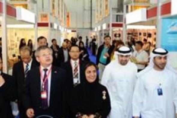 لبنى القاسمي تفتتح "معرض المنتجات المنزلية الصينية" بدبي؛ وعرض أكثر من 50 ألف منتج جديد في المعرض