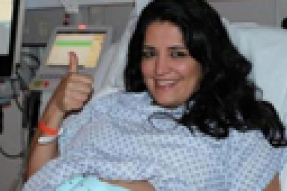 بالصور: سناء موزيان تضع طفلتها الأولى
