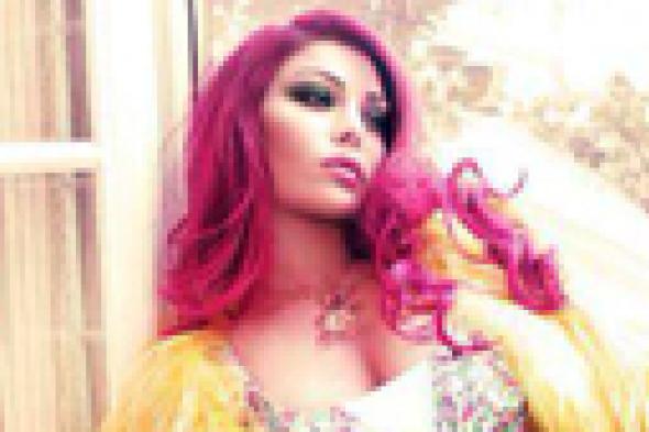 هيفاء وهبي تتجاوز خلافاتها السابقة مع لطيفة ونجوى كرم من أجل "شكلك مش غريب"