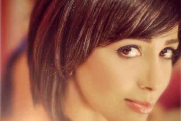 رنا سماحة تلجأ للقضاء لفسخ تعاقدها مع شركة  "Three Angles"