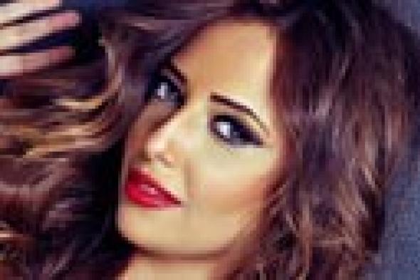 راندا حافظ تحضر ألبومها بمفردها بعد الانفصال عن "توب ميوزيك"