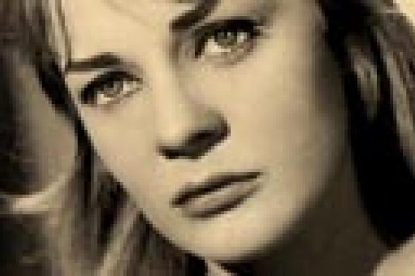 صورة: عيون نادية لطفي تزيّن ملصق مهرجان القاهرة السينمائي الـ 36