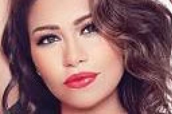 شيرين عبد الوهاب عن فستانها الشفاف: "لم أرتديه في مناسبة تابعة لجمعية البر والتقوى"