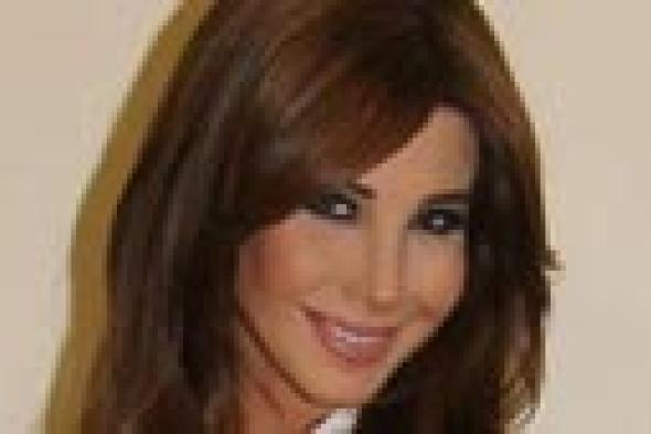 من الذي تعتبره نانسي عجرم "فاكهة Arab Idol"؟
