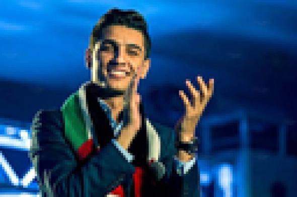 بالصور- محمد عساف يساند طلاب "جامعة القدس" من اللأردن