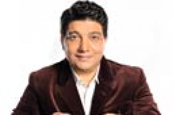 ممدوح موسى يقول إن "أيام في حياة الهضبة" سيعرض في موعده