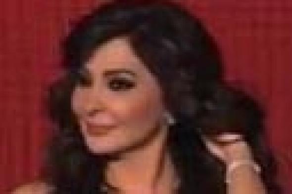 إليسا تصيح في جمهور The XFactor: هذا هو رأيي!