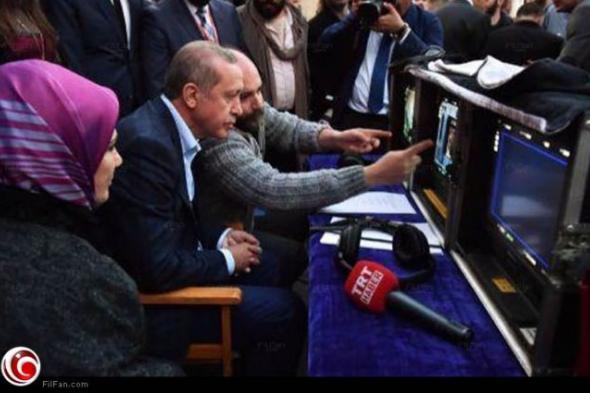 صور- تفاصيل زيارة أردوغان وحرمه لموقع تصوير مسلسل "Filinta"