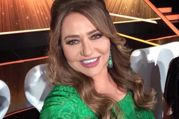 ليلى علوي تنضم رسميًا لمواقع التواصل الاجتماعي