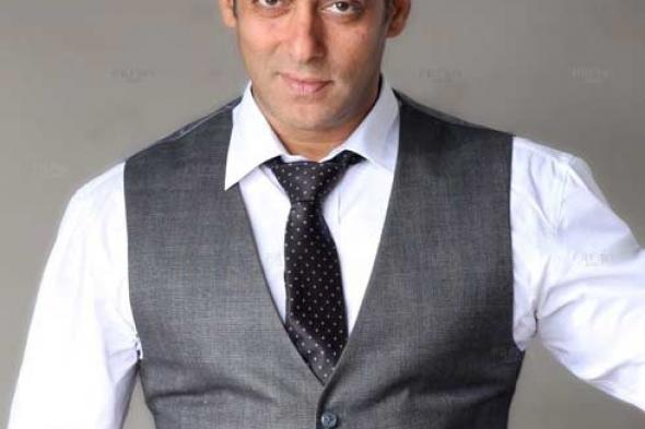 صورة- الملصق الدعائي الأول لأحدث أفلام سلمان خان Bajrangi Bhaijaan