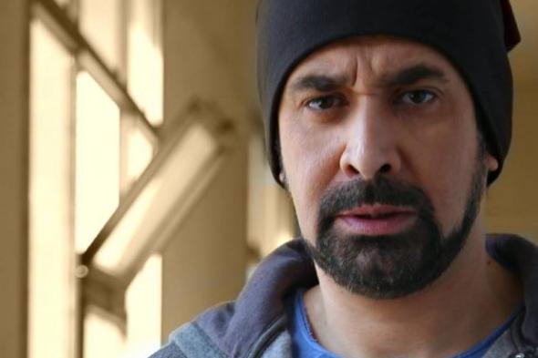 كريم عبد العزيز يعود للغردقة مرة أخرى من أجل "وش تاني"