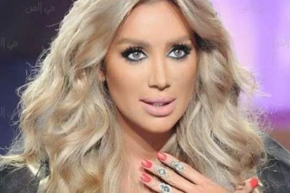 بالفيديو- مايا دياب.. تعرف على ما تحبه وترفضه في 6 دقائق فقط