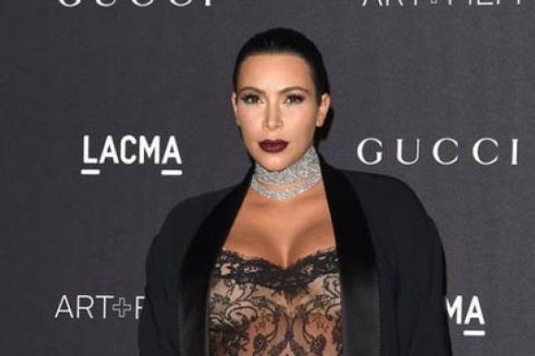 كيم كارداشيان تطلق تطبيق "Kimoji" الخاص برموز وأشكال لها على الهواتف الذكية
