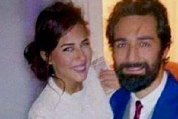 أحمد حاتم: أنا وخطيبتي كنا أصدقاء  لـ10 سنوات وتعرف كل أسراري.. وكنت أعجب الفتيات وهند رستم فتاة أحلامي