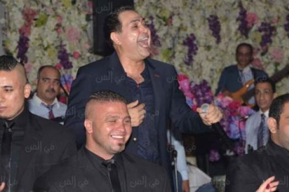 ثورة مصوري الفوتوغرافيا على حكيم .. أكثر من 20 مصور يشارك في حملة لمنع حكيم من الغناء في الأفراح.. ويوضحون الأسباب