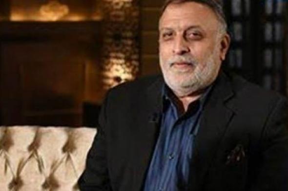 بالفيديو - نجل توفيق الدقن يوضح سبب بكاء والده على المسرح