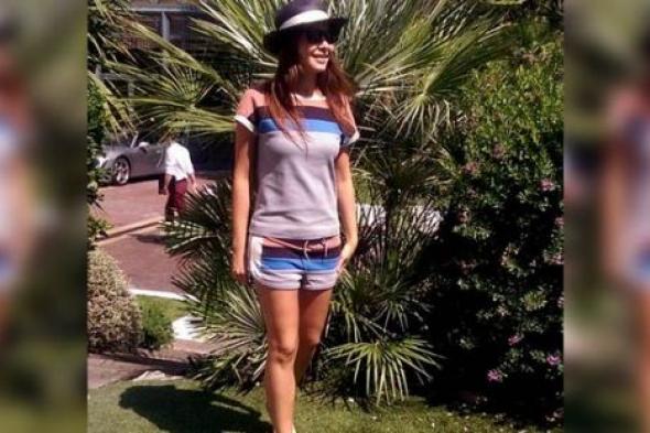 صورة- قبلة نانسي عجرم لابنتها في عيد ميلادها