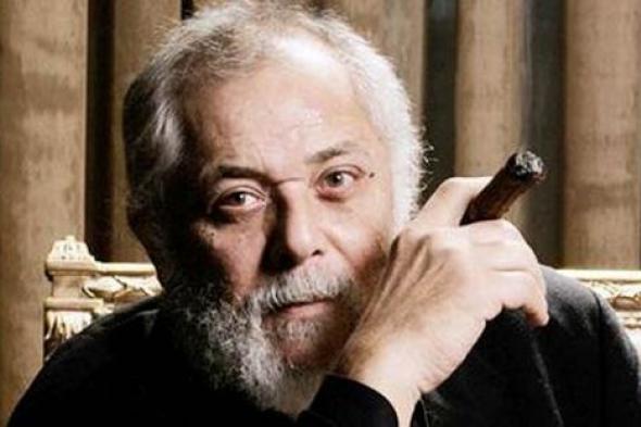 محمود عبد العزيز في أول تغريدة له : أهو فتحت تويتر حد ليه شوق في حاجة؟