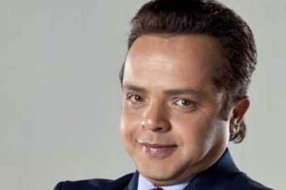 ​محمد هنيدي لأمير طعيمة: "ماينفعش اللي بتعمله ده"