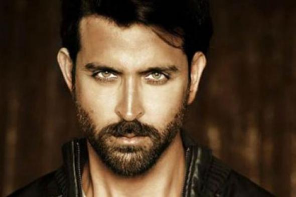 هريتيك روشان يهنئ صناع فيلم Dishoom