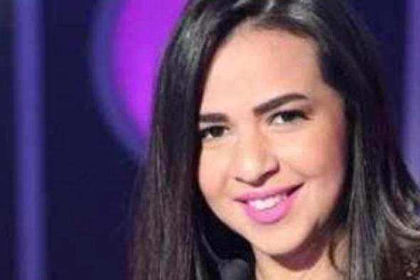 بالصور- إيمي سمير غانم تهنئ شهد رمزي بعيد ميلادها