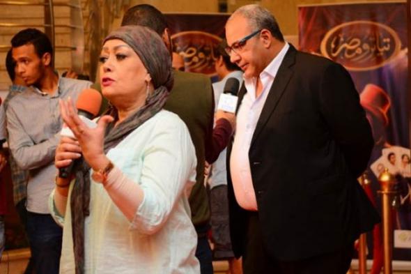 بالفيديو- النجوم والمشاهير في افتتاح الموسم الرابع من "تياترو مصر"
