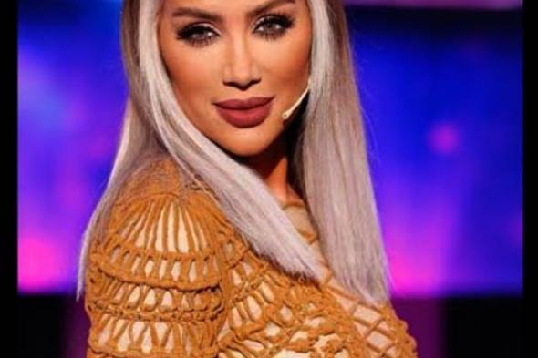بالصور والفيديو  - مايا دياب تحتفل بعيد ميلادها وسط الأصدقاء بالرقص الشرقي