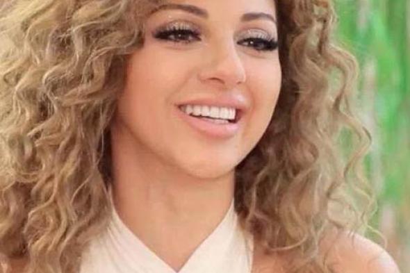 بالصور- الأسود اختيار ميريام فارس لحفلها بدبي مول