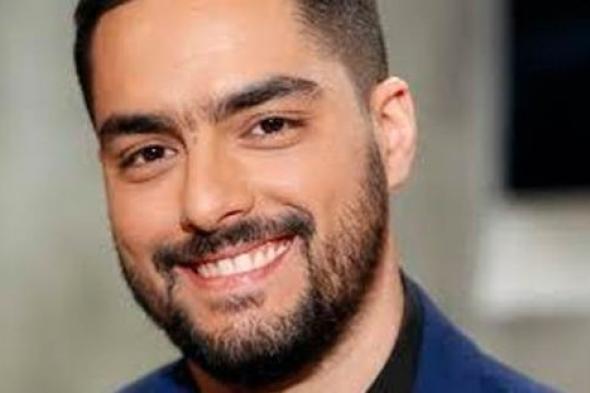بالفيديو- حسن الشافعي يكشف عن عمره الحقيقي وسر رفضه للرقص على "بشرة خير"