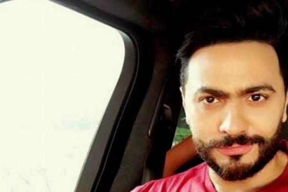 بالفيديو- تامر حسني يحتفل بعيد ميلاد نور في كواليس "تصبح على خير"