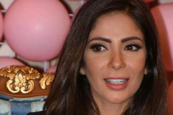 صورة- منى زكي تشارك جمهورها بصورة من سبوع ابنها يونس