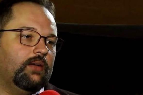 محمد محمود عبد العزيز يوجه رسالة لفريق عمل "الأب الروحي"