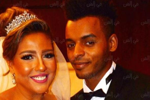 صورة- مي كساب وزوجها اوكا في كواليس برنامج "ده كلام"