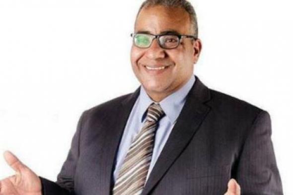 بيومي فؤاد يهاجم ولائم رمضان الباهظة