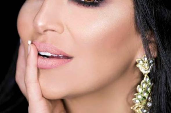 سالي عبد السلام من المدينة المنورة: أنا حلمت بالرئيس هنا والراجل ده شايل كتير
