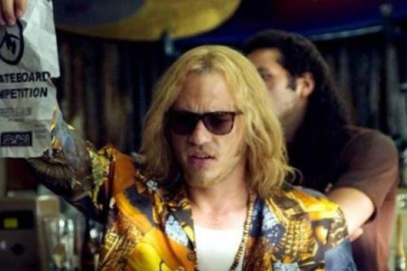شاهد كيف استعد الراحل هيث ليدجر لدوره في فليم Lords of Dogtown
