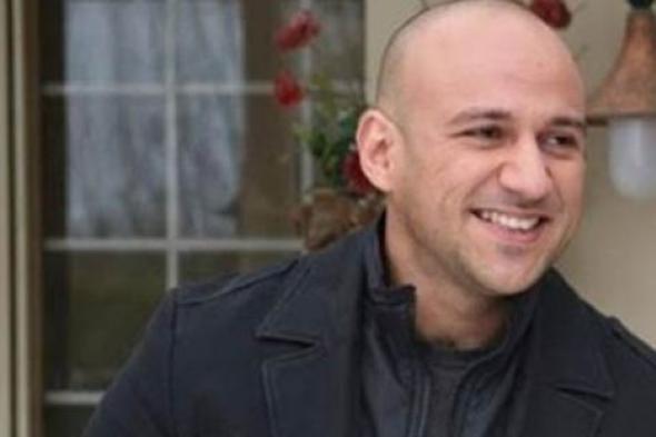 بالفيديو - أحمد مكي يعلن عن مفاجأة لجمهوره وبيومي فؤاد يستولى على البث المباشر الخاص به