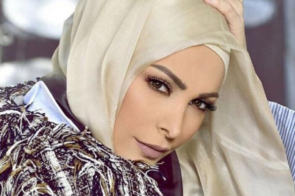 بالصورة.. أمل حجازي في أحدث ظهور مع طفليها!