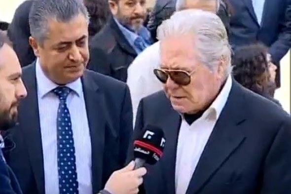 ماذا قال حسين فهمي من أمام ضريح الشهيد الحريري؟
