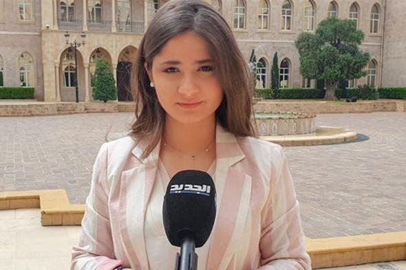 أراد أن ينتحر بسم في ساحة الشهداء.. هذا ما فعلته حليمة طبيعة!  via @Lebanon24
#lebanon24