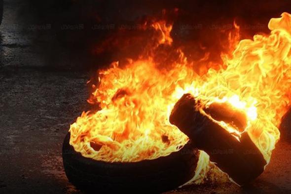 محتجون يقطعون طريق الضنية وأوتوستراد البداوي
#lebanon24

  via @Lebanon24