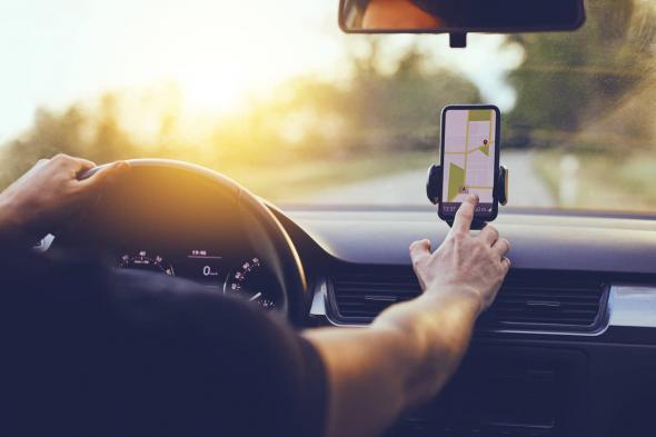 استخدام الذكاء الاصطناعي لإثراء الخرائط الرقمية