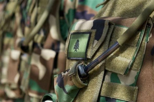 دوريات سيارة وراجلة للجيش في قضاء بعبدا 

#lebanon24

  via @Lebanon24