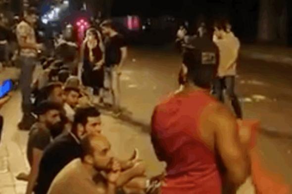 محتجون تجمعوا في ساحة رياض الصلح رفضا للتعيينات (فيديو)
#lebanon24 
 via @Lebanon24