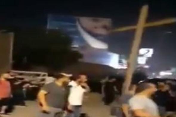 الكر والفر مستمرّ بين الجيش والمتظاهرين في جل الديب 

#lebanon24

 via @Lebanon24