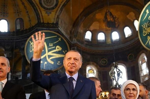 أردوغان: تحويل "آيا صوفيا" إلى متحف كان قرارا خاطئا وقمنا بتصحيحه 
#lebanon24
 via @Lebanon24