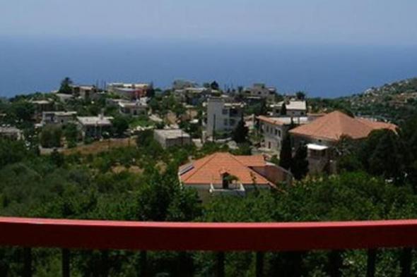 بلدية عفصديق تتشدد في تطبيق اجراءات الوقاية من كورونا بعد ظهور حالتين في البلدة 
#lebanon24
 via @Lebanon24