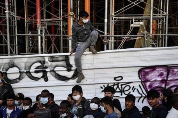 إجلاء أكثر من ألف مهاجر من مخيم قرب باريس 
#lebanon24
 via @Lebanon24