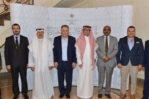 سفير السعودية في لبنان يقيم مأدبة عشاء للسفراء العرب بمناسبة حلول عيد الأضحى  via @Lebanon24 
#lebanon24
