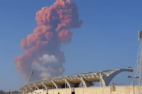 فيديوهات توثق لحظة وقوع الإنفجار في بيروت 

#lebanon24

 via @Lebanon24